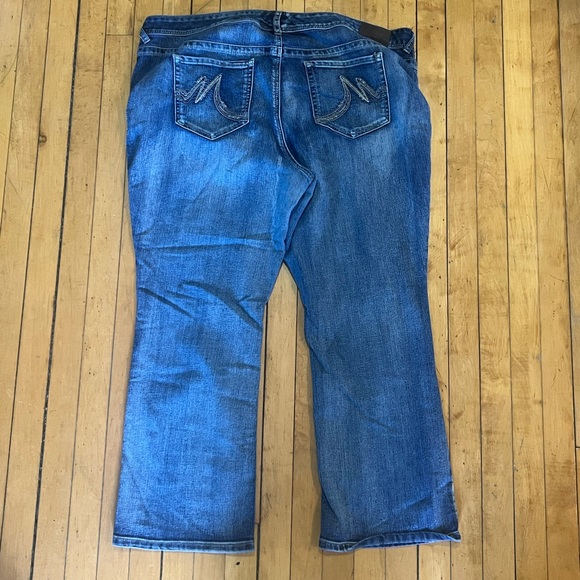 Maurice’s Jeans/Jeggings 24 Short Flare - Picture 3 of 3